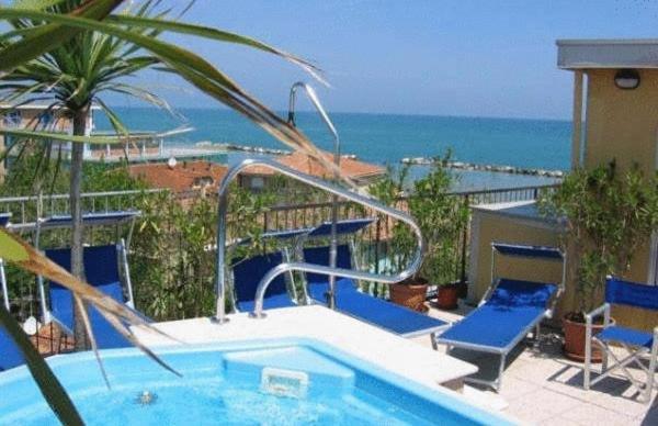 Hotel Nordic Bellaria-Igea Marina Exterior foto